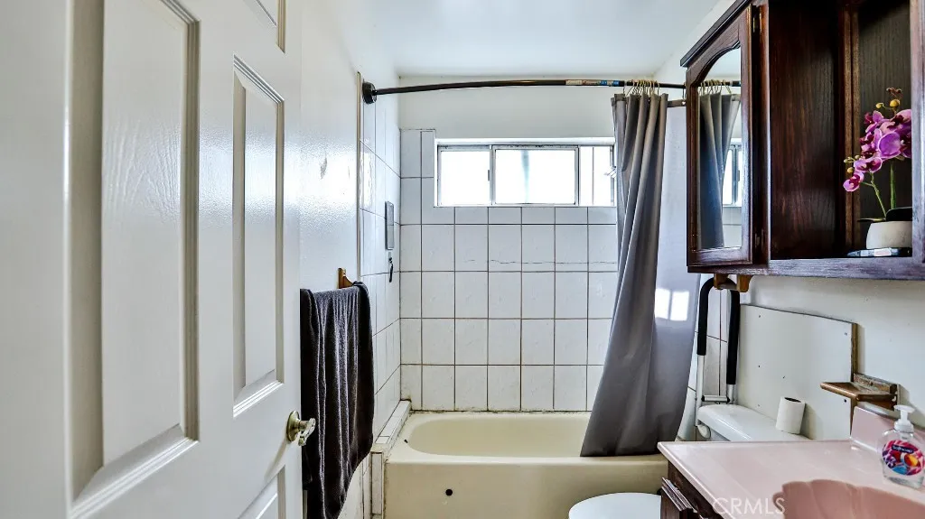 4731 4733 Baldwin Park Blvd, Baldwin Park, California 91706 home-pic-16