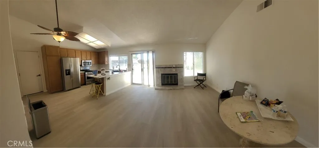11584 Maple Valley, Victorville, California 92392 home-pic-9