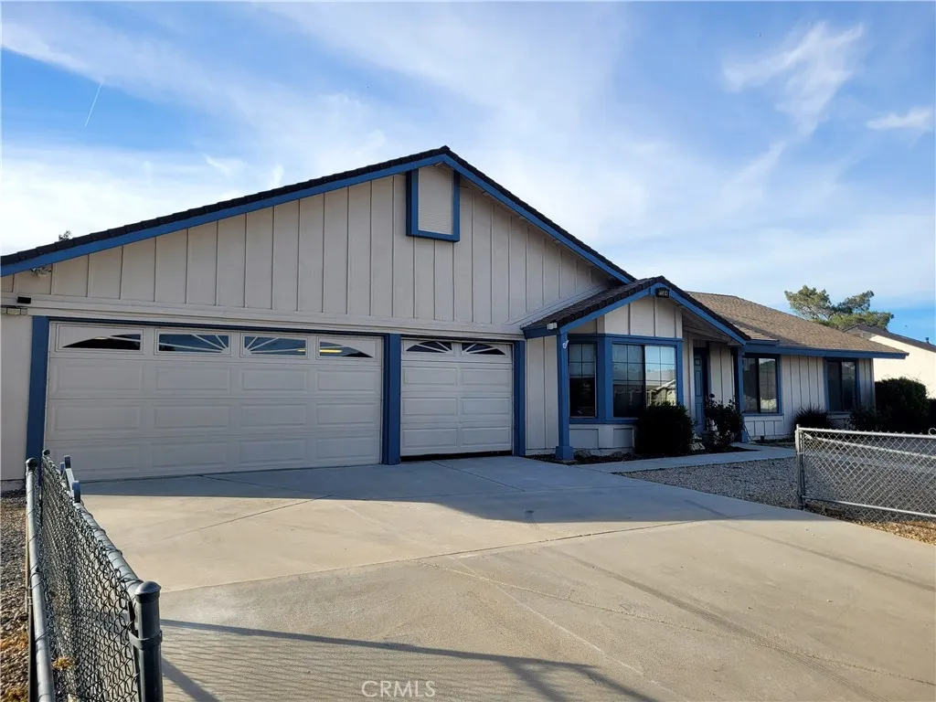 11584 Maple Valley, Victorville, California 92392 home-pic-0