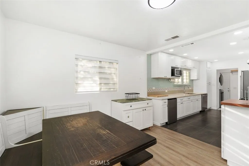 1981 1981 Marlborough Avenue, Riverside, California 92507 home-pic-6