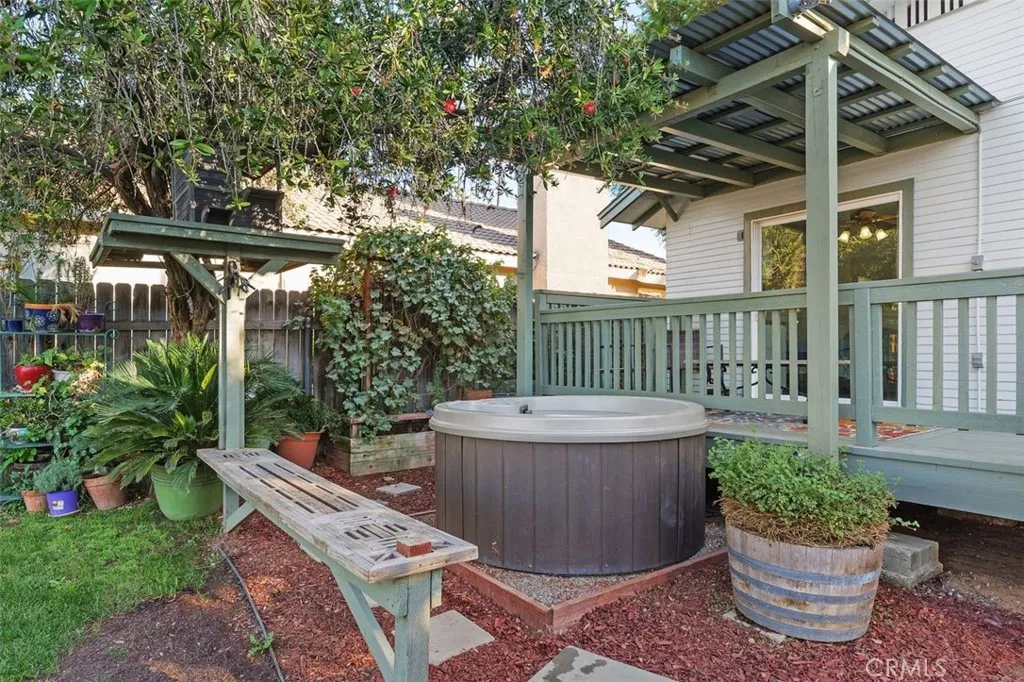 1981 1981 Marlborough Avenue, Riverside, California 92507 home-pic-24