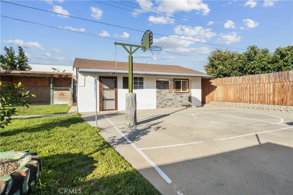 603 W Cully, Orange, California 92865 home-pic-20