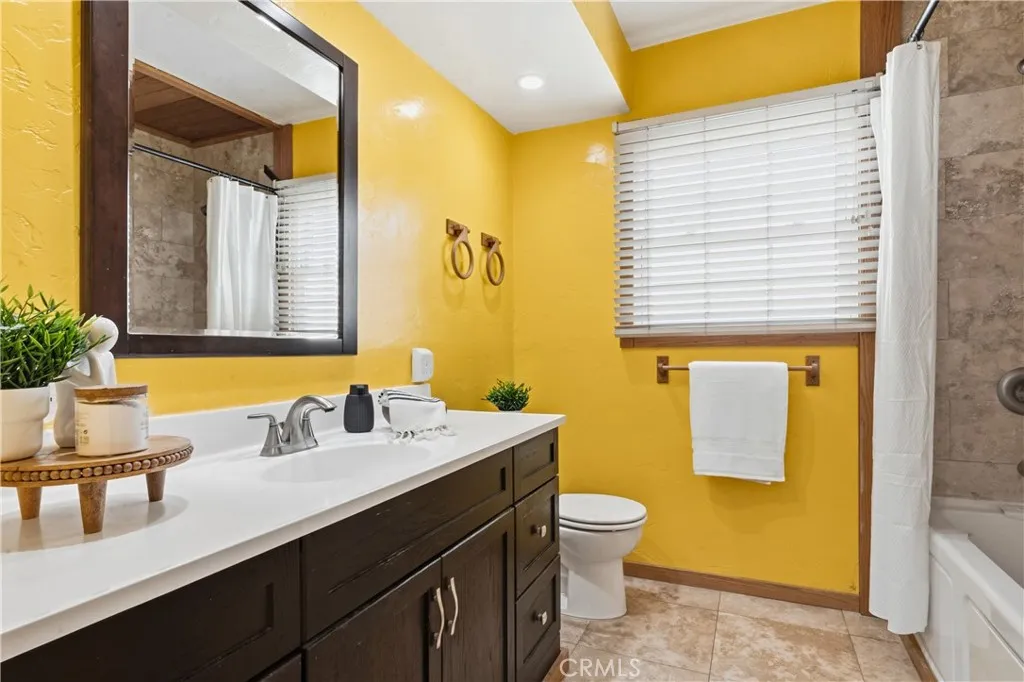 603 W Cully, Orange, California 92865 home-pic-44