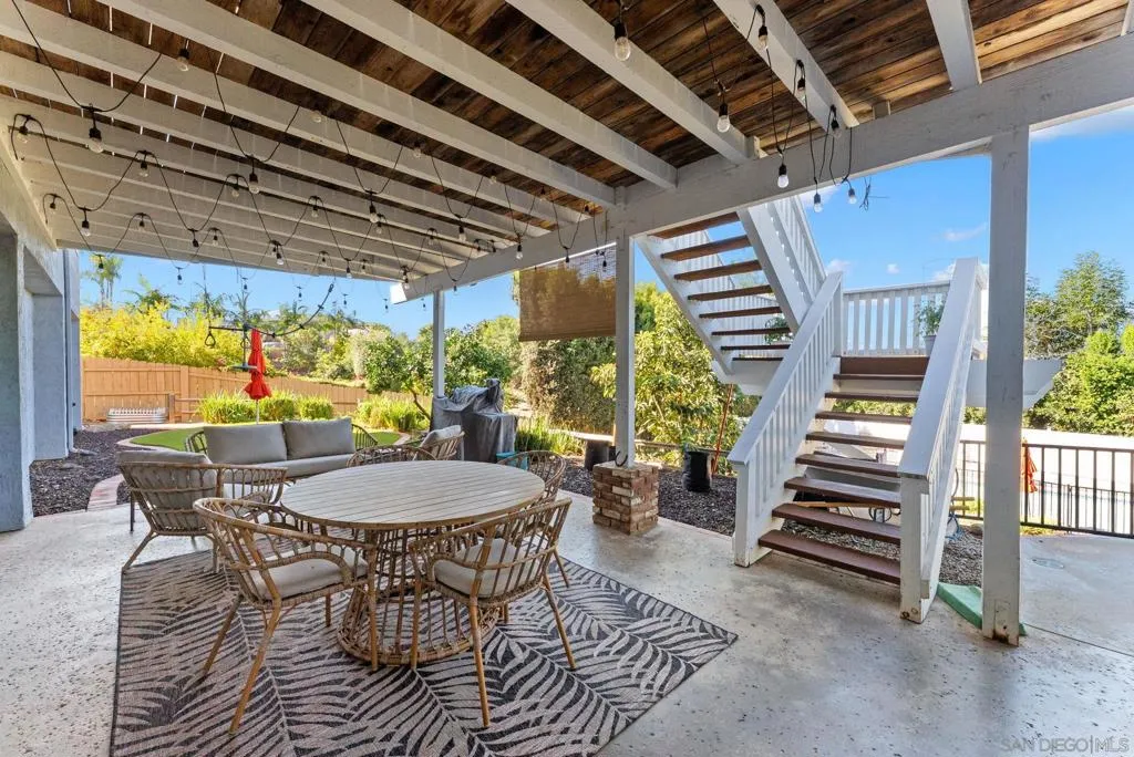 3045 Mary Ln, Escondido, California 92025 home-pic-37