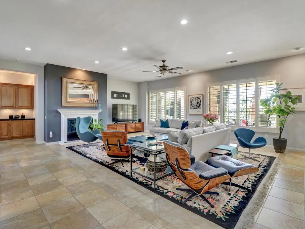 81157 Avenida Los Circos, Indio, California 92203 home-pic-2