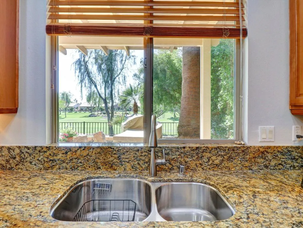 81157 Avenida Los Circos, Indio, California 92203 home-pic-28