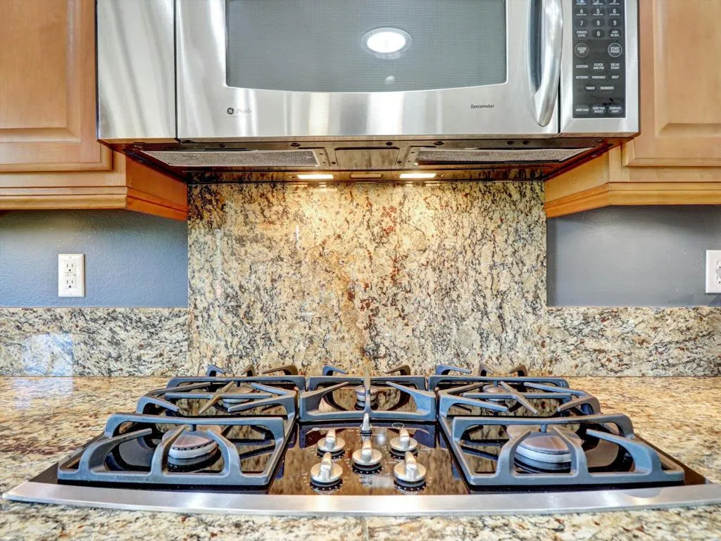 81157 Avenida Los Circos, Indio, California 92203 home-pic-27