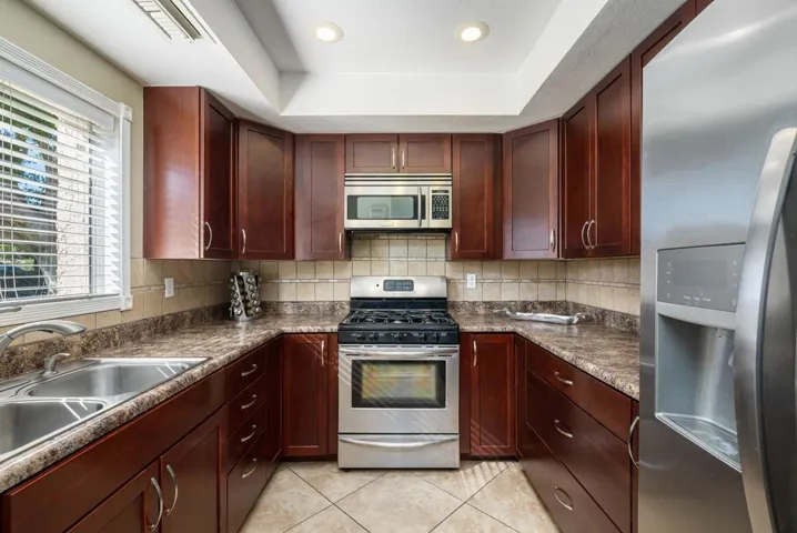 22-web-or-mls-DPCochran_OPMG_1125_022