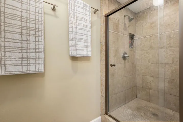 36-web-or-mls-DPCochran_OPMG_1125_036
