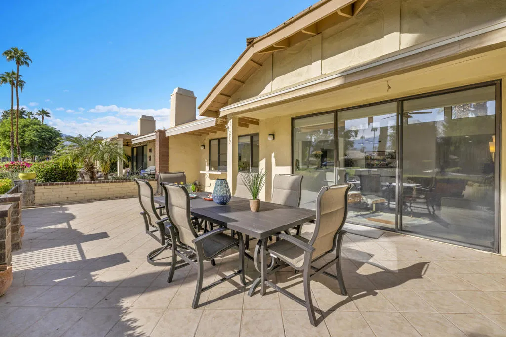 289 Castellana N, Palm Desert, California 92260 home-pic-27