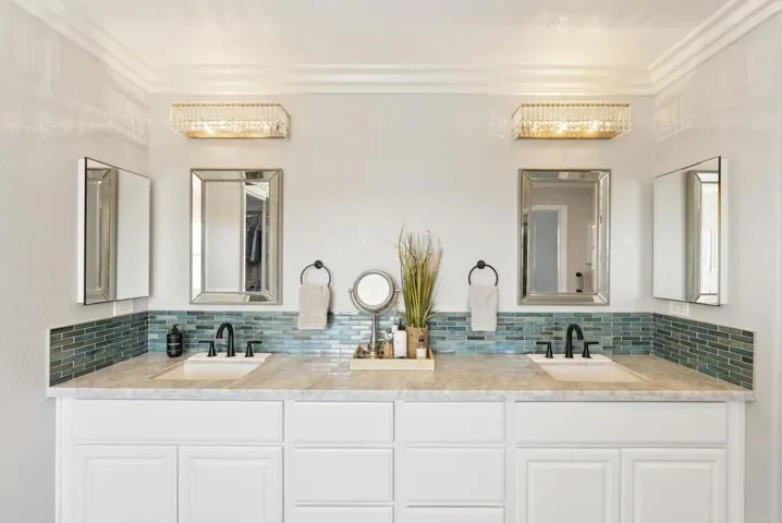 743 Avenida Leon, San Marcos, California 92069