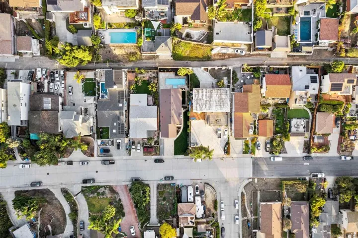 2307 Galveston St., San Diego, California 92110
