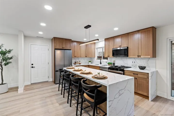 2307 Galveston St., San Diego, California 92110