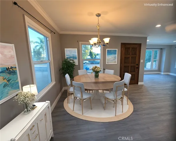Virtually enhanced Dining Area