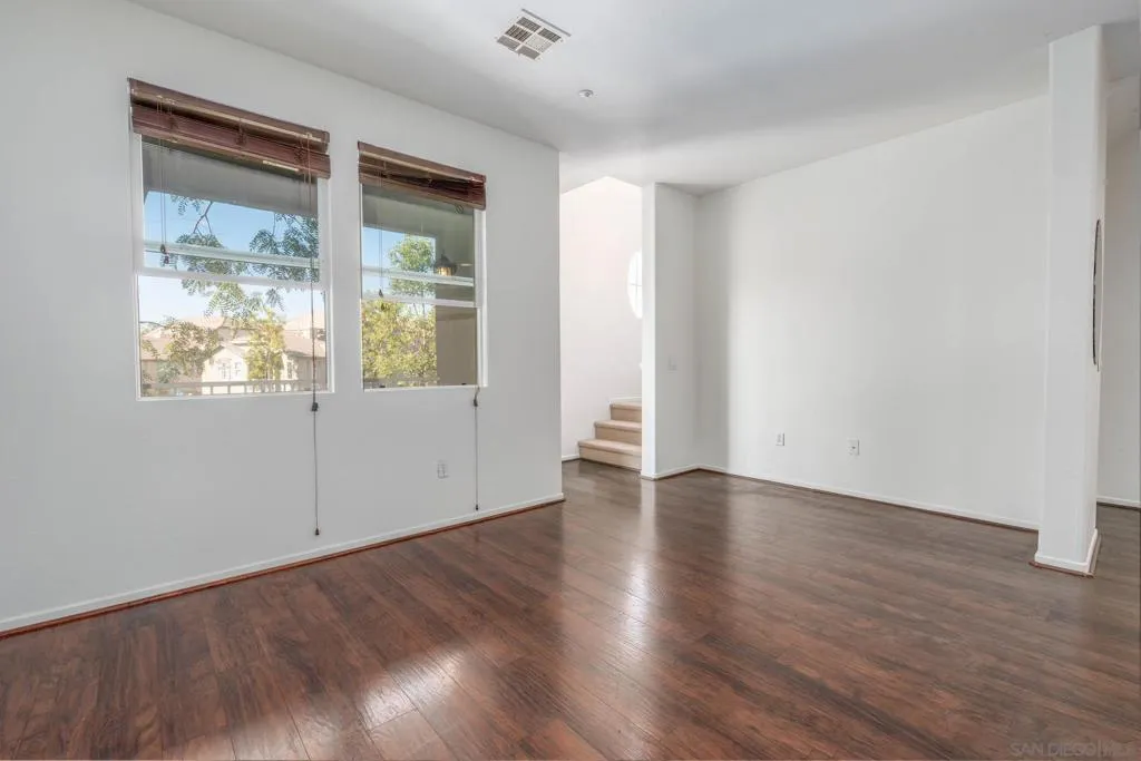 1648 Sweet Gum Place, Chula Vista, California 91915 home-pic-9