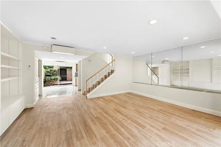 7 Blue Lagoon, Laguna Beach, California 92651