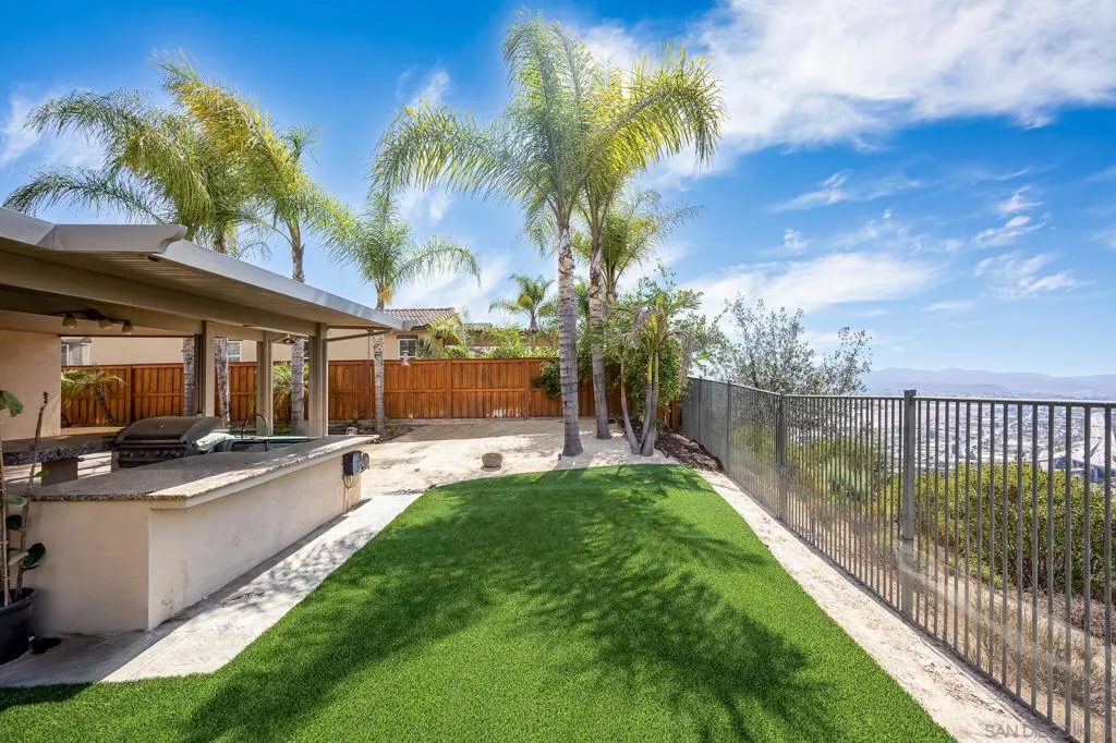 5120 Sevilla St, Santee, California 92071 home-pic-33
