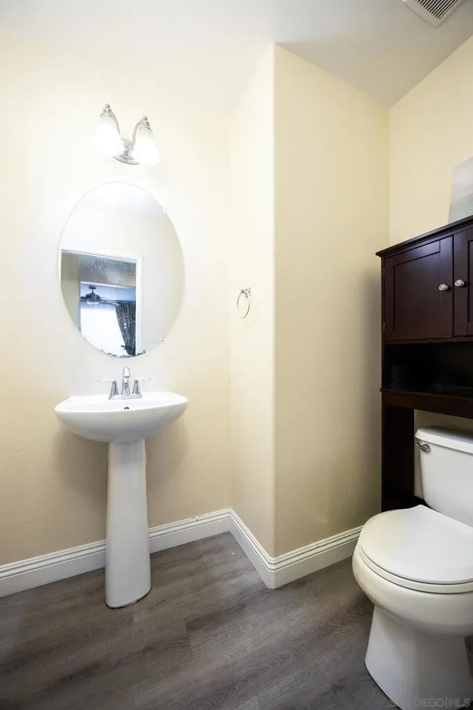 5120 Sevilla St, Santee, California 92071 home-pic-8
