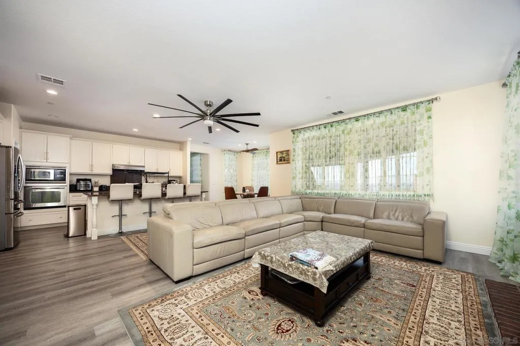 5120 Sevilla St, Santee, California 92071 home-pic-15
