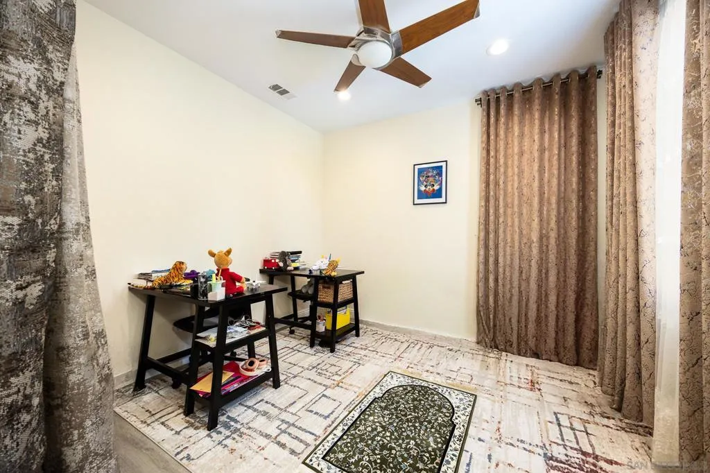 5120 Sevilla St, Santee, California 92071 home-pic-6