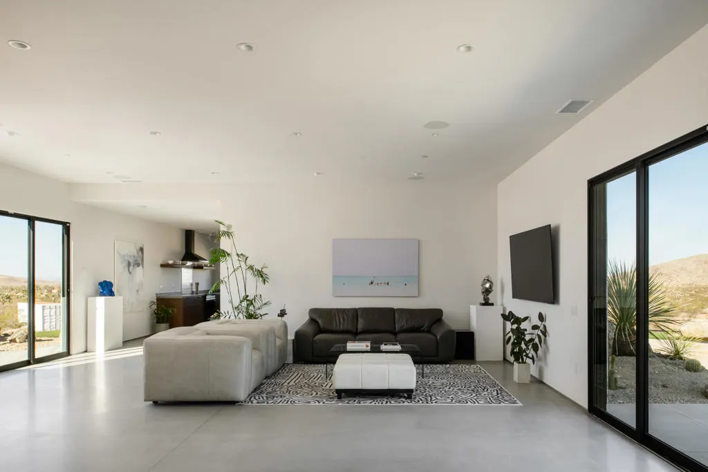 59850 Mesa Drive, Yucca Valley, California 92284 home-pic-13