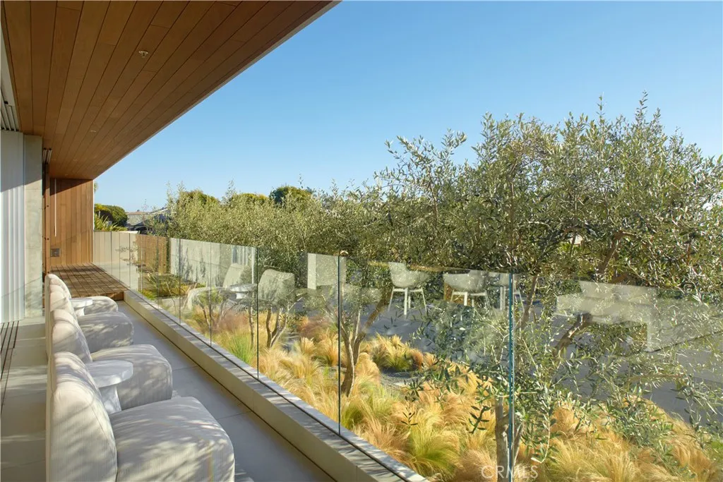 2460 Monaco, Laguna Beach, California 92651 home-pic-48