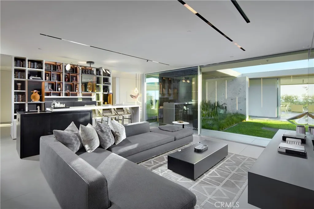 2460 Monaco, Laguna Beach, California 92651 home-pic-29