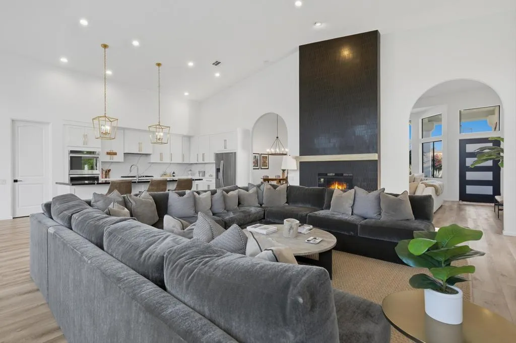 50245 Mountain Shadows Road, La Quinta, California 92253 home-pic-11