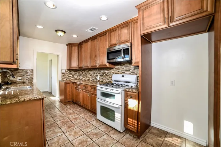 623 N Nora, West Covina, California 91790