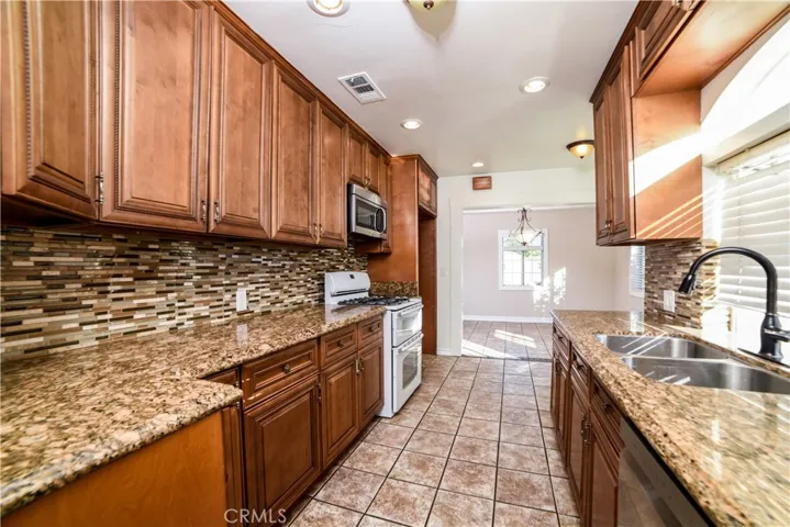623 N Nora, West Covina, California 91790