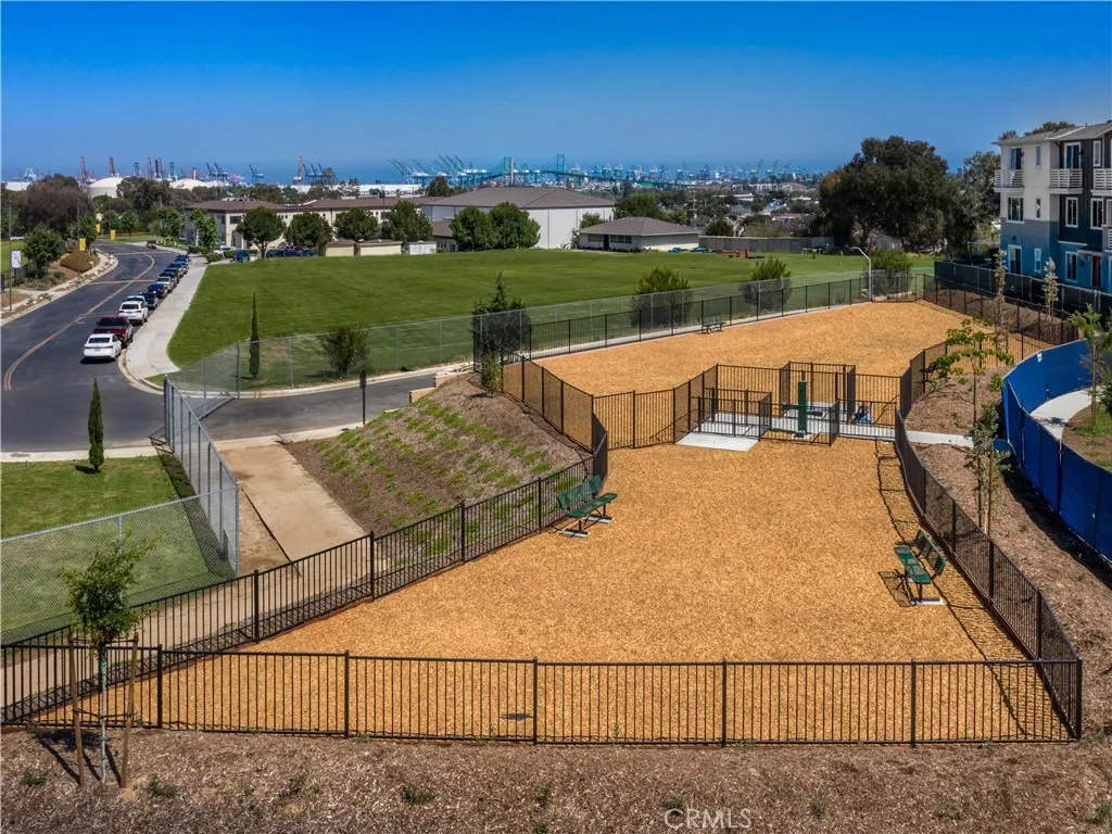 1493 Skyline Lane, San Pedro, California 90732 home-pic-5