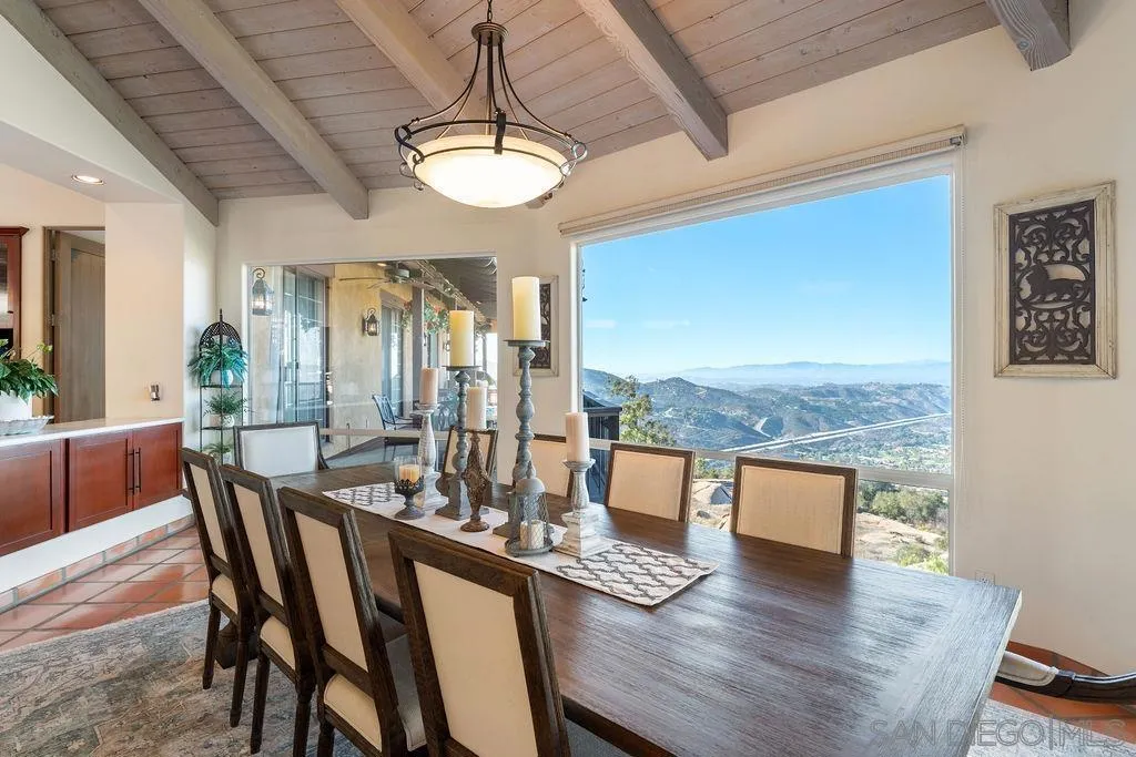 28751 Sandhurst Way, Escondido, California 92026 home-pic-8