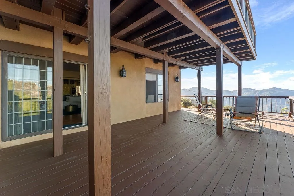 28751 Sandhurst Way, Escondido, California 92026 home-pic-32