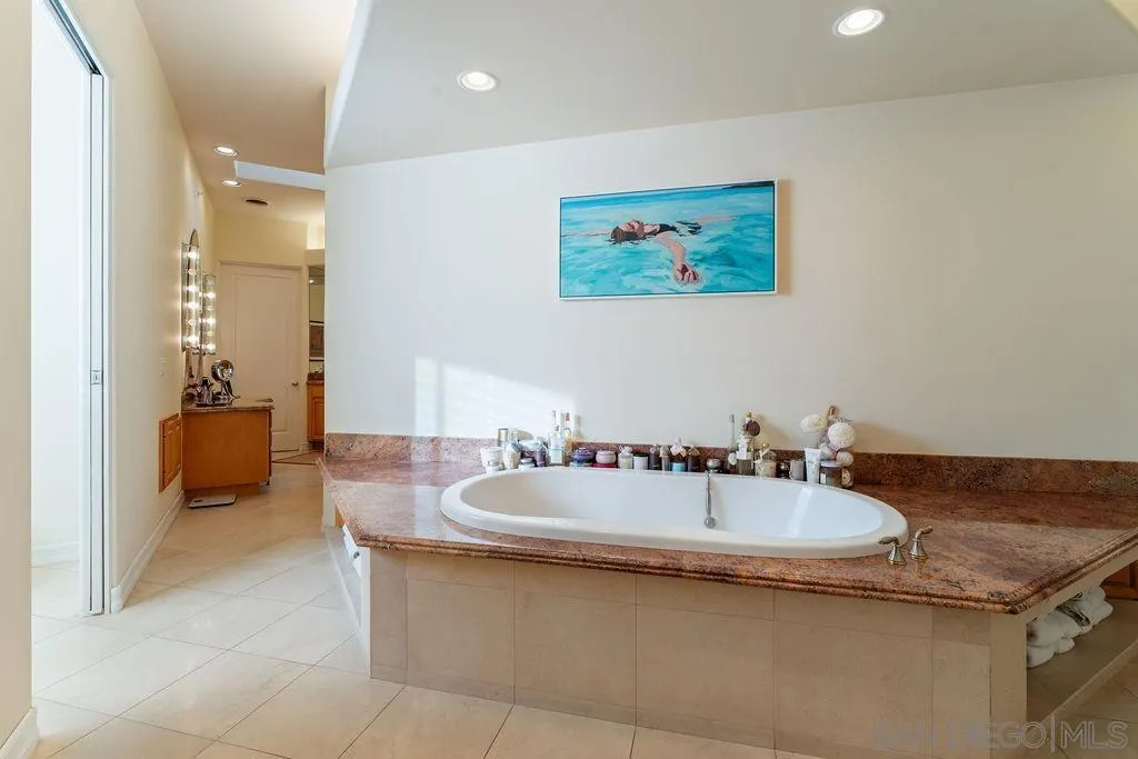 28751 Sandhurst Way, Escondido, California 92026 home-pic-41