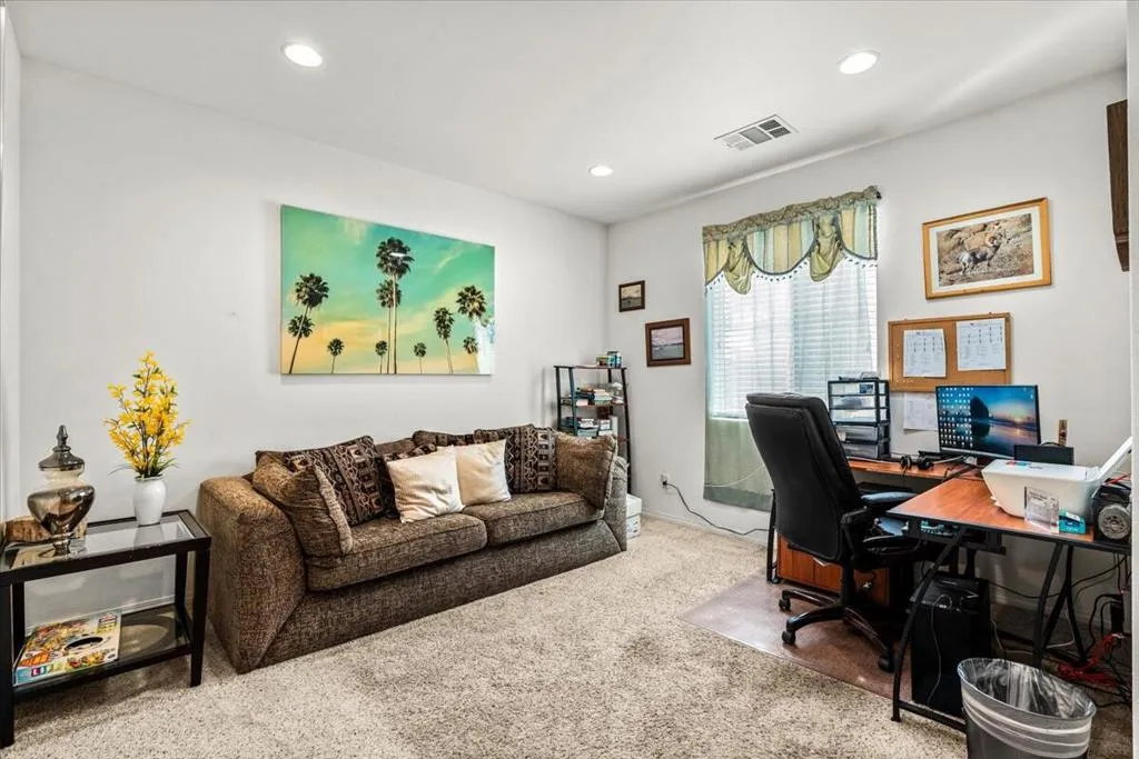 84392 Rodine Avenue, Indio, California 92203 home-pic-4