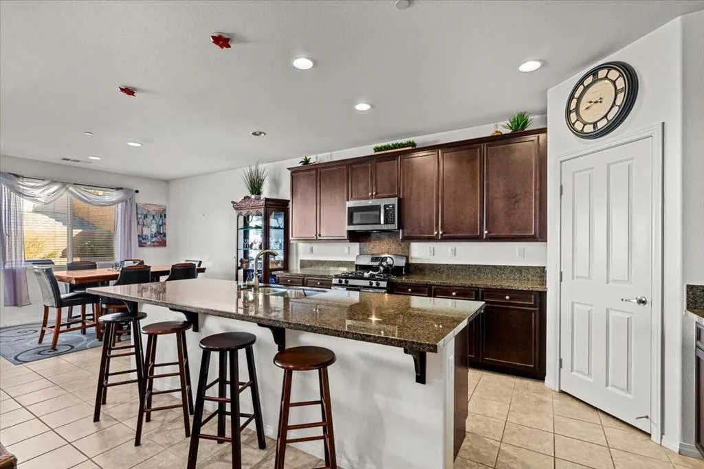 84392 Rodine Avenue, Indio, California 92203 home-pic-10