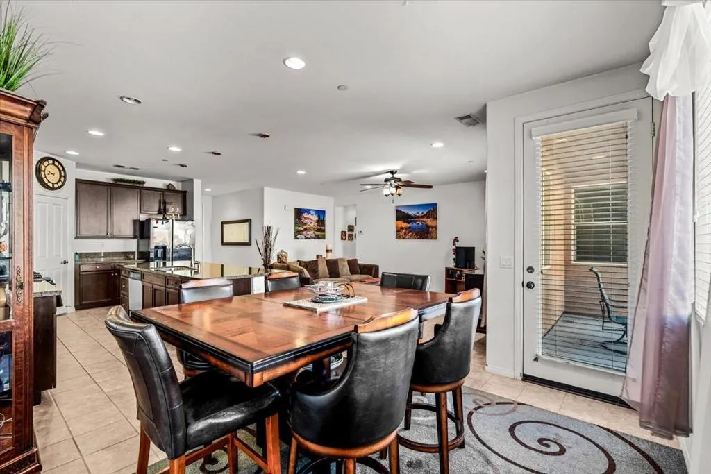 84392 Rodine Avenue, Indio, California 92203 home-pic-12