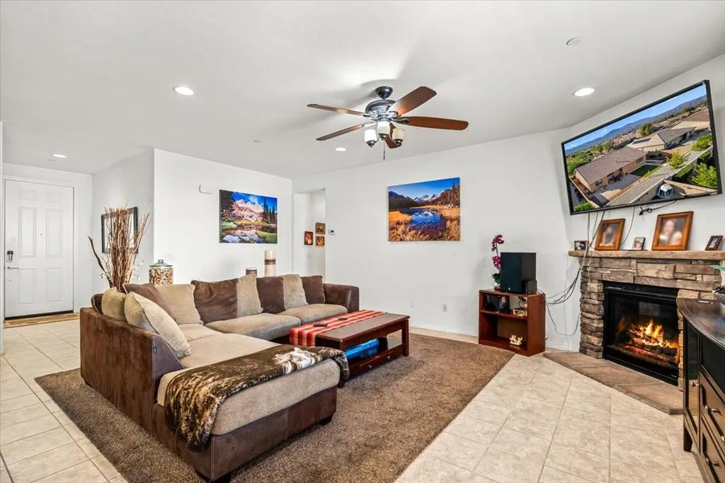 84392 Rodine Avenue, Indio, California 92203 home-pic-5