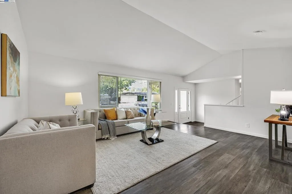 5522 Corte Del Cajon, Pleasanton, California 94566 home-pic-6