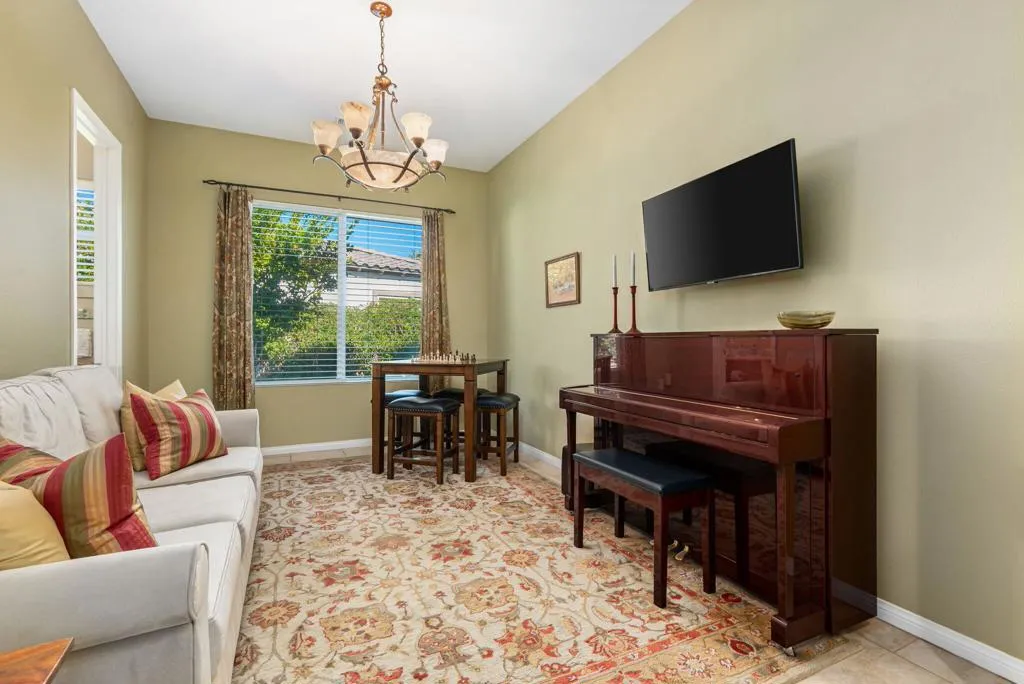 60590 Lace Leaf Court, La Quinta, California 92253 home-pic-35