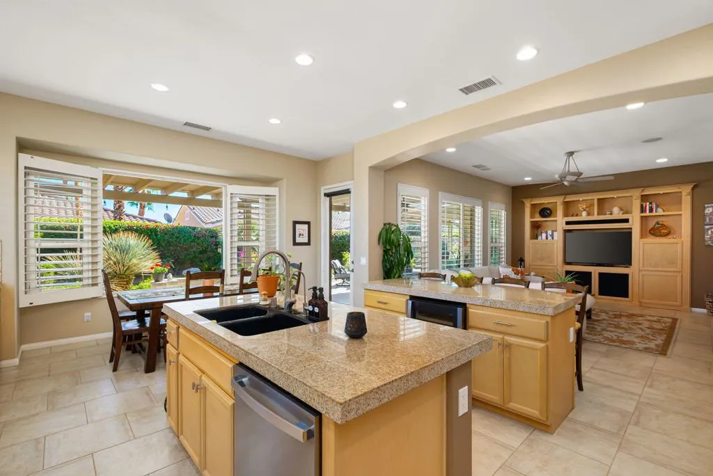 60590 Lace Leaf Court, La Quinta, California 92253 home-pic-20