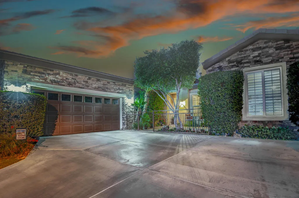 60590 Lace Leaf Court, La Quinta, California 92253 home-pic-62