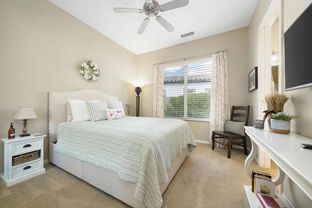 60590 Lace Leaf Court, La Quinta, California 92253 home-pic-36