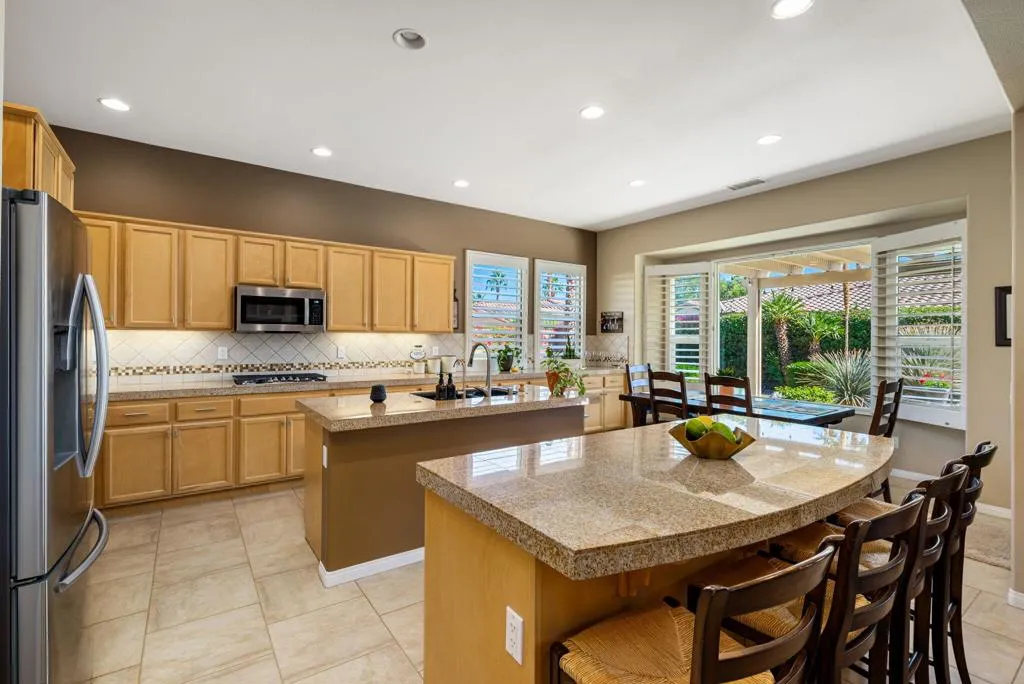 60590 Lace Leaf Court, La Quinta, California 92253 home-pic-14