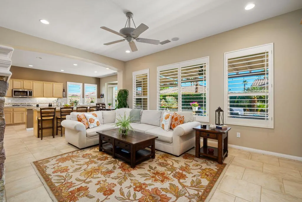 60590 Lace Leaf Court, La Quinta, California 92253 home-pic-10