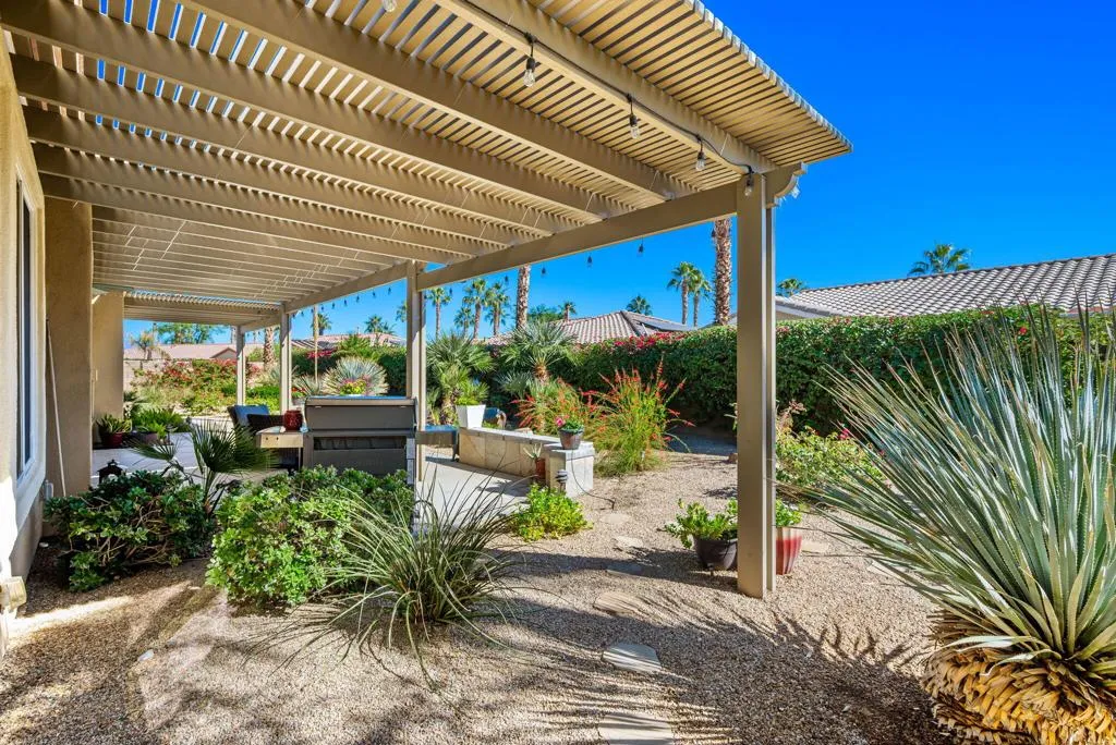 60590 Lace Leaf Court, La Quinta, California 92253 home-pic-32