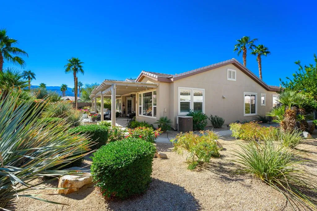 60590 Lace Leaf Court, La Quinta, California 92253 home-pic-30