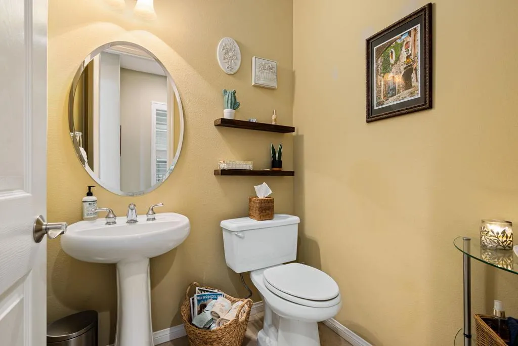 60590 Lace Leaf Court, La Quinta, California 92253 home-pic-50