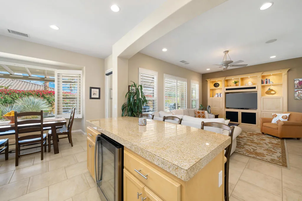 60590 Lace Leaf Court, La Quinta, California 92253 home-pic-18