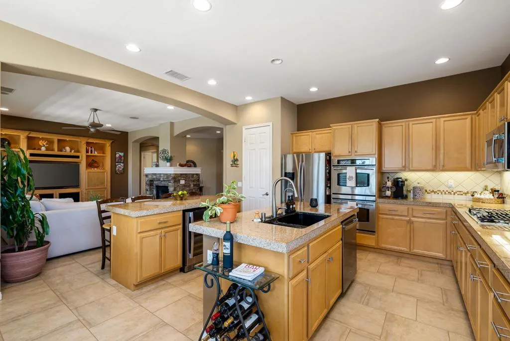 60590 Lace Leaf Court, La Quinta, California 92253 home-pic-21